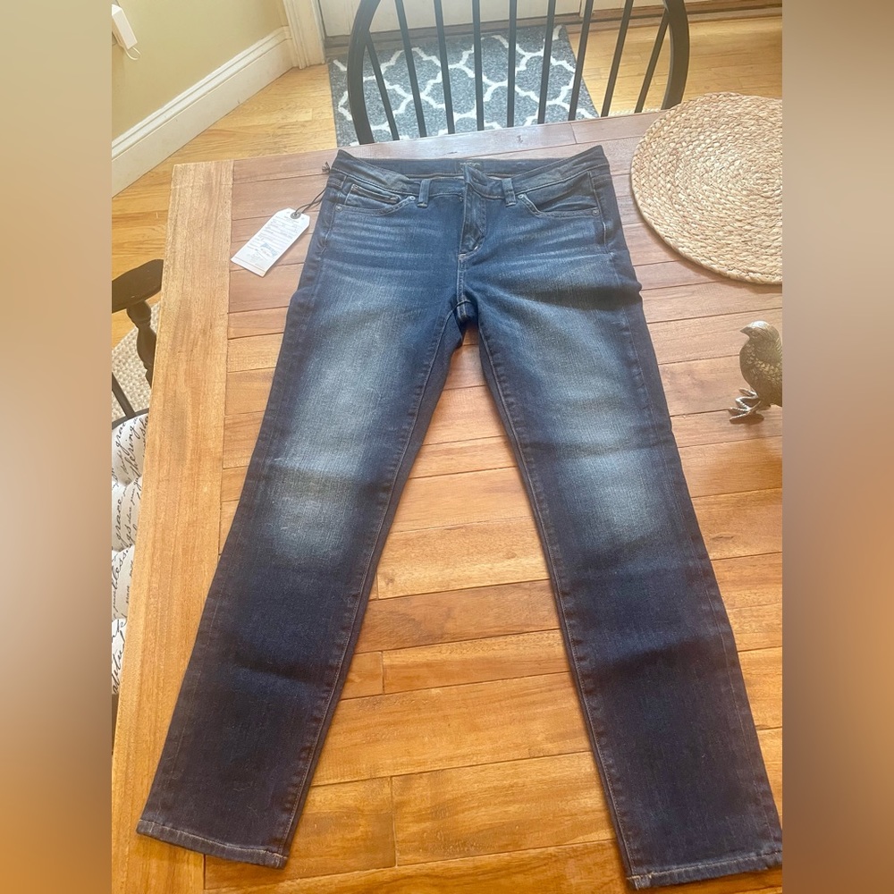 NWT Silver Jeans Mid-rise Skinny Banning Crop, W28/L25